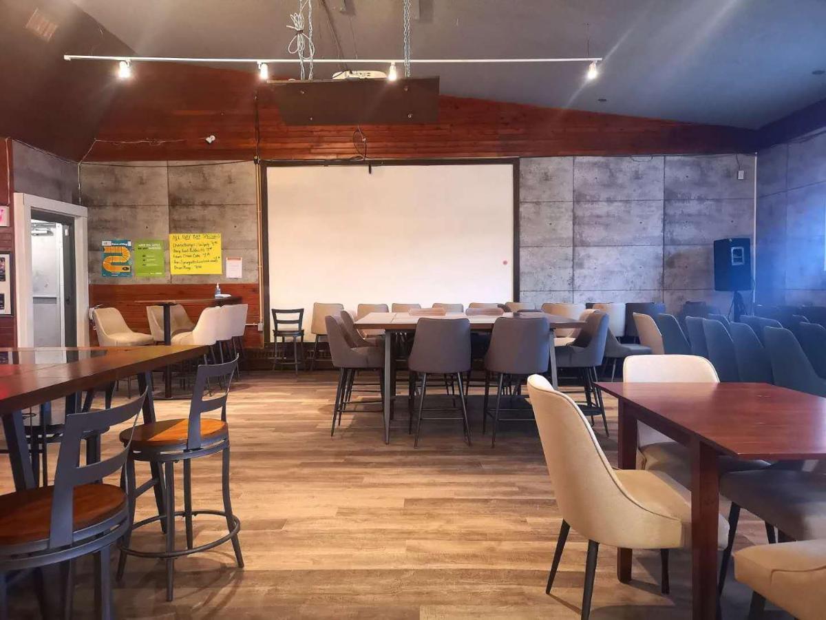 7 Day'S Hotel Lamont Ngoại thất bức ảnh